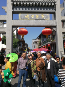 台胞旅行团参加黔阳古城“三月三”民俗文化节