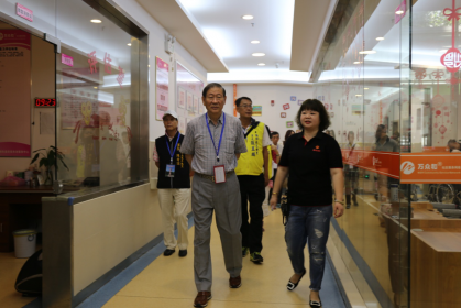  台湾村里长参访团走进衡阳社区