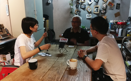 中央人民广播电台记者采访在长台商郑聪俊