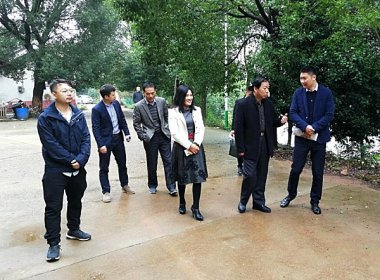 问安健康产业赴雨花区跳马镇考察