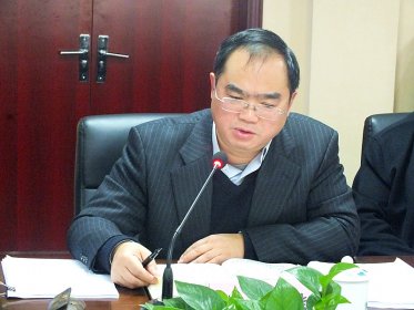 省委台办召开2018年度办务会班子民主生活会
