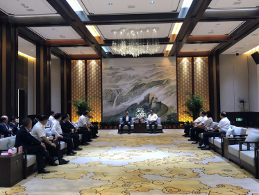 何报翔副省长会见全国台企联李政宏会长一行