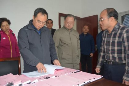 湖南省委台办主任肖祥清一行赴大坪村调研指导脱贫攻坚慰问困难群众