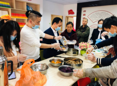 中山路社区组织台胞台属开展重阳活动