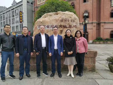 中央台办交流局副局长肖洪赴洪江区调研指导对台交流基地工作
