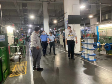 石门县委书记郭碧勋一行到深圳正崴集团考察