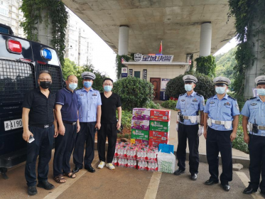 守望相助 天心区台企捐赠防疫物资