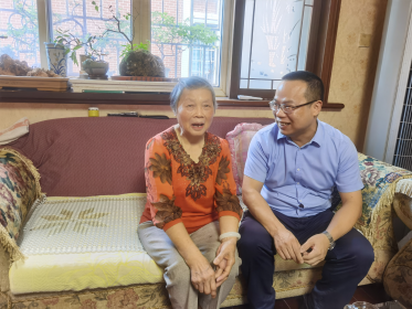 “两岸一家亲·共话中秋情” 湘潭市岳塘区开展走访慰问工作