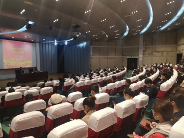 岳麓区举行区直机关党员大课堂暨台海形势报告会