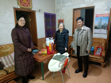 浏阳市联城社区走访慰问台胞台属