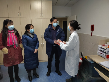 湘西自治州开展“迎新春送温暖”活动