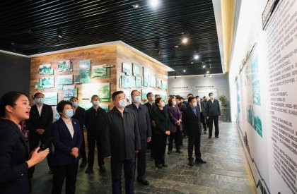 张庆伟在湖南自贸试验区长沙片区、湘江新区调研座谈