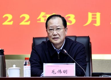 毛伟明在全省疫情防控工作会议上强调：正确引导 周密部署 做好清明假期的疫
