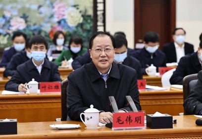 毛伟明：全面总结一季度 全力抓好上半年 以实际行动迎接党的二十大胜利召开