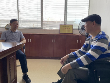 江永：当好台胞贴心人 证件补办解民忧