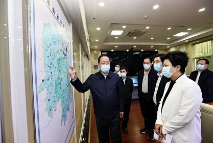 毛伟明：强化底线思维 增强风险意识 确保“一江一湖四水”安澜