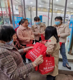 祁阳台办组织台企进乡镇开展现场招工