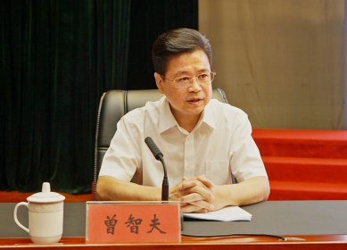 省委台办主任曾智夫到省委党校开展台海形势报告