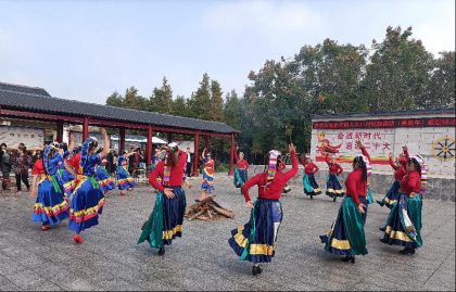 益阳市大通湖区台胞台属与各族同胞共庆彝族新年