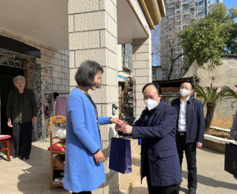 省委台办交流合作处走访慰问株洲两岸婚姻家庭代表