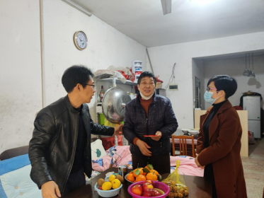 江永县委办走访慰问台胞台属