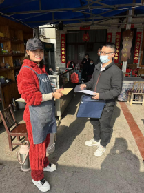 南县县委台办走访慰问台胞台属