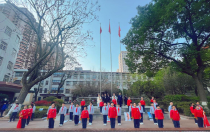 育才学校举行“中国的台湾·祖国的宝岛”主题升旗仪式