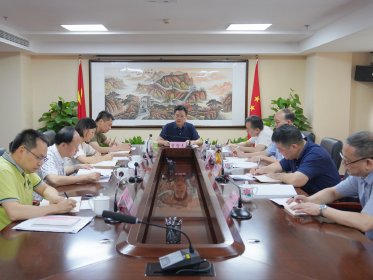 省委台办室务会理论学习中心组  （扩大）开展第8次集体学习暨“以学促干”