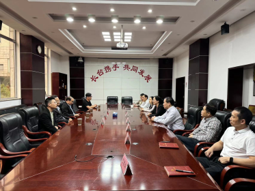 长沙市台办与台湾青商总会座谈交流