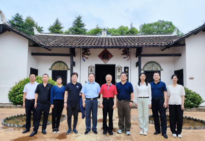 台湾地区新党副主席林易陞参访黄兴故居