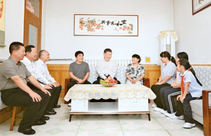 习近平:做焦裕禄式的县委书记