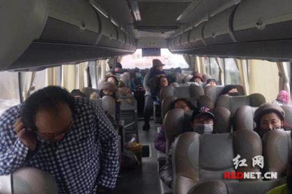 【红网】36名因冰冻滞留沅陵的台胞顺利返台