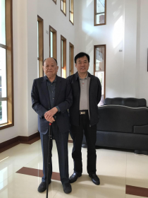 新宁县委书记秦立军看望台胞蒋剑锋