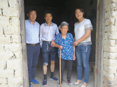 常德市台办扶贫工作组走村入户紧急救助帮扶对象