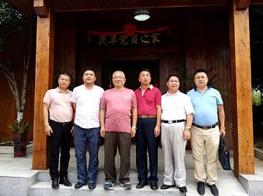 台湾著名学者朱高正教授一行赴长沙县开展交流