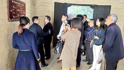 海协会副会长孙亚夫一行赴杨开慧故居参观