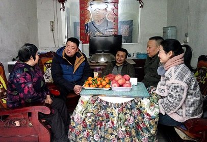 湘西州委台办开展“新春走访送温暖”活动